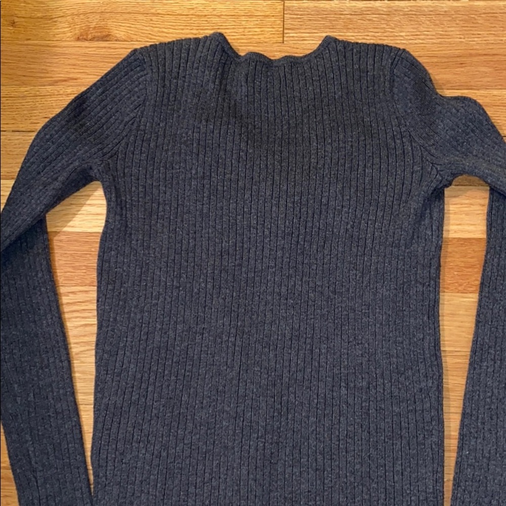 HOLLISTER Sweater - Picture 7 of 9